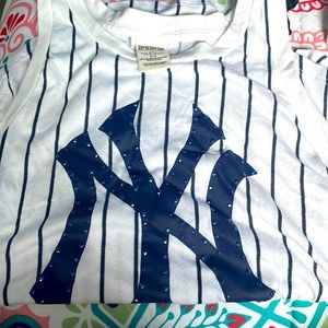 Cute Ny tank